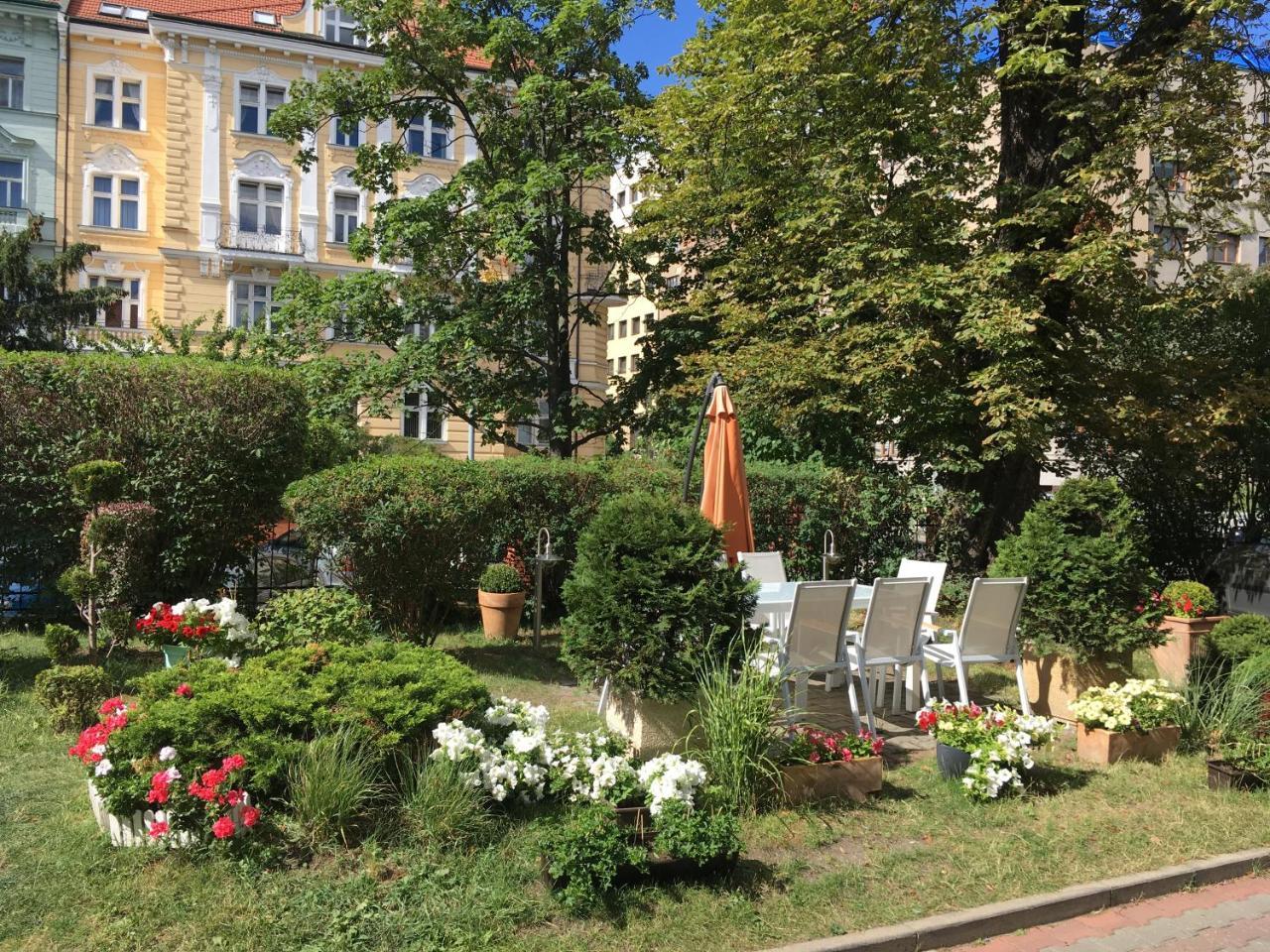 Jana - Domov Mladeze Prag